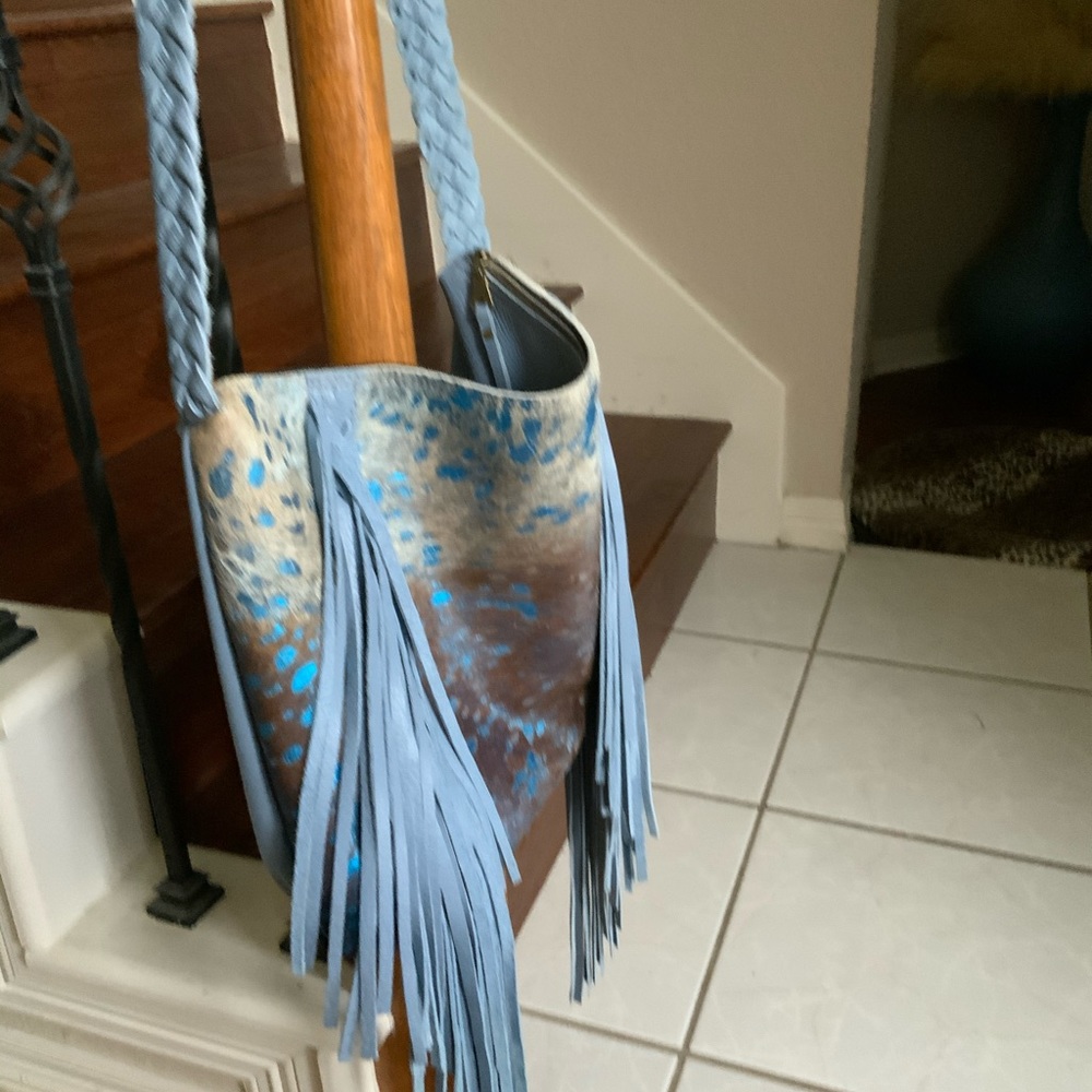 Cowhide bag - Picture 2 of 6